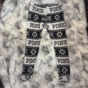PINK Victoria's Secret Black and White Snowflake Leggings